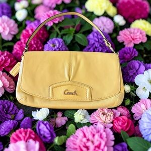 Coach Yellow Leather Mini Clutch/Wristlet Y2K Swinger Baguette